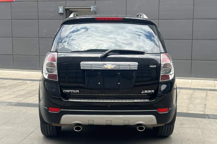 Used Chevrolet Captiva 2014 2.4L 4x4 Flagship Edition 7 Seats
