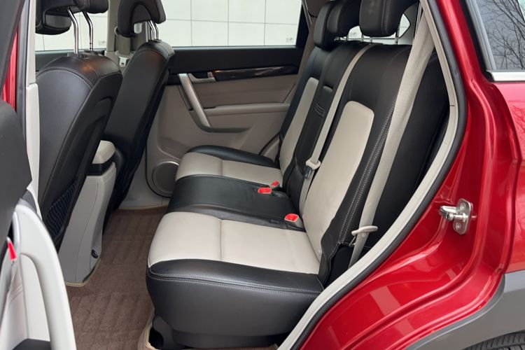 Used Chevrolet Captiva 2014 2.4L 4x4 Luxury Edition 5 Seats