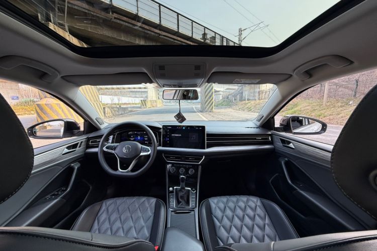 Used Volkswagen Sagitar 2023 280TSI DSG Beyond Lite Edition Interior 3