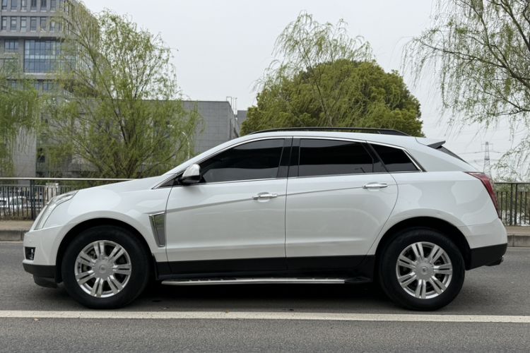 Used Cadillac SRX 2015 3.0L Comfort Version
