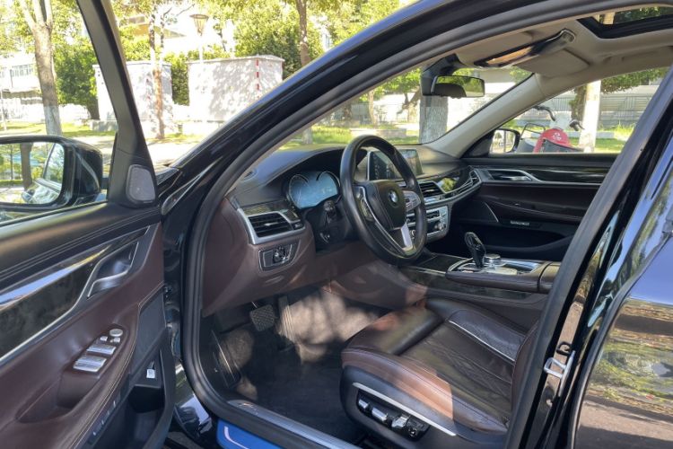 Used BMW 7 Series 2017 740Li Luxury Edition
