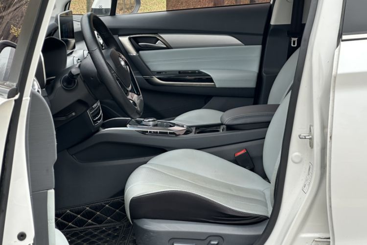 Used BAIC Beijing EU5 2018 R550 Smart Trend Edition