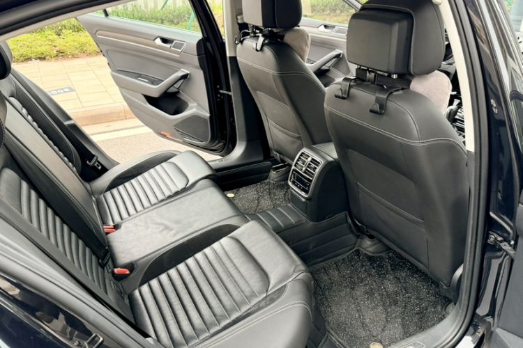 Used Volkswagen Magotan 2020 280TSI DSG Leading Edition
