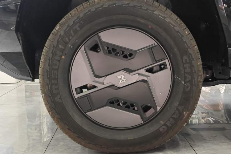 Used Brave warrior M817 2025 Model, Hero Exterior 2