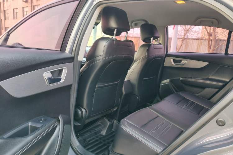 Used BYD Qin 2019 1.5L Automatic Luxury Model Interior 2