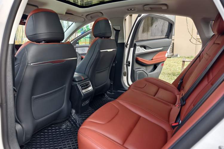 Used Lincoln Z 2025 2.0T Prestige Edition
