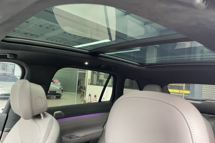 Used Nio ES7 2022 75 kWh Headliner
