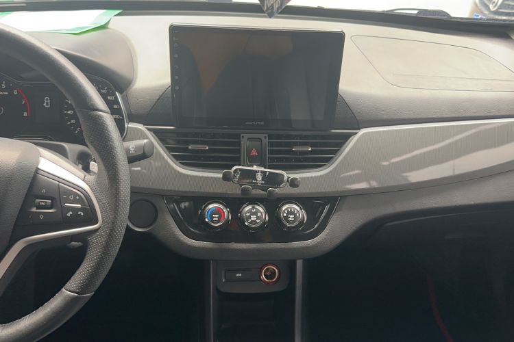 Used Baojun 310W 2018 1.5L Automatic Luxury Version China V