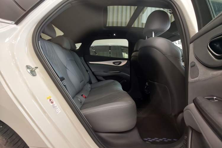 Used BYD Seal 07 DM-i 2025 DM-i 1.5T 125km Flagship Model Interior 7