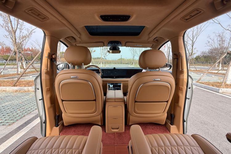 Used VOYAH Dream 2024 PHEV Ultra-Long Range Flagship Edition