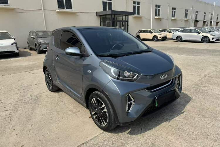 Used Chery QQ Little Ant 2022 Revised Version Sweet Pink Edition Half-Sugar Version Lithium Iron Phosphate 30.7 kWh 30 kW 301 km Exterior 2