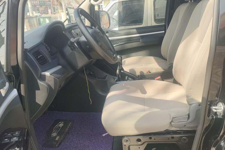 Used FORTHING Lingzhi 2022 V3 1.6L Base Model 2 Seats
