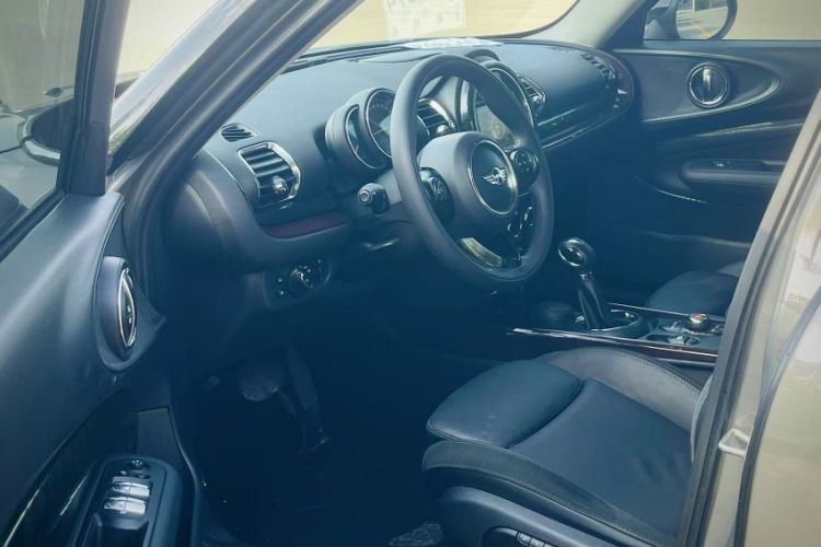 Used MINI Clubman 2016 Revised Version 1.5T COOPER Connoisseur Edition