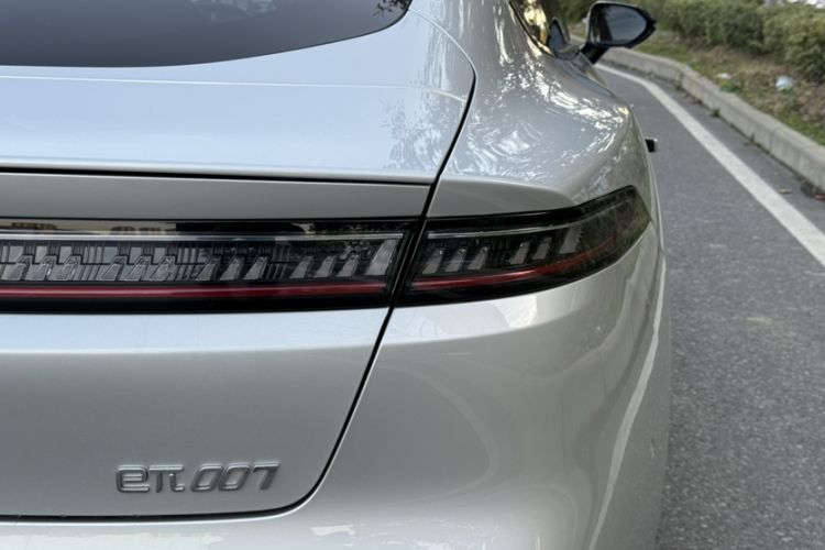 Used Dongfeng eπ eπ007 2025 Model Pure-Electric 565 All-Wheel-Drive Max Leading Edition