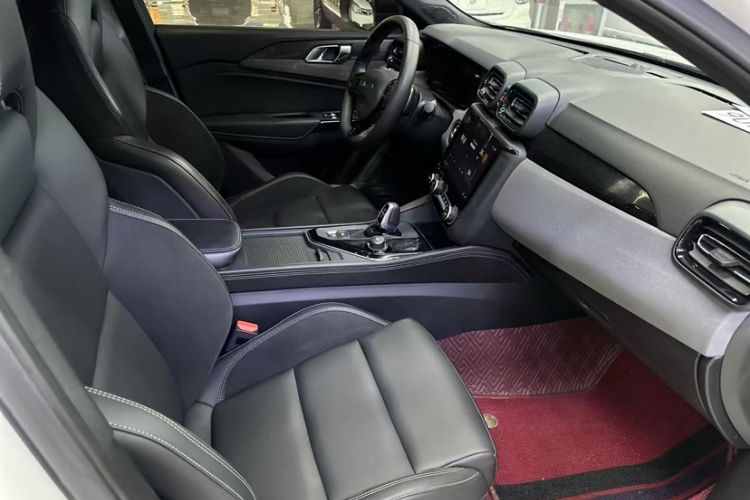 Used Lynk & Co 03 2022 2.0TD DCT GenioPlus