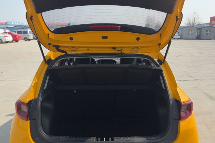 Used Kia kx1 Stonic 2019 1.4L Automatic Sport Edition China VI