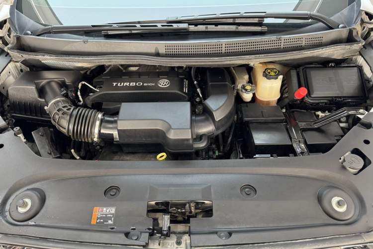 Used Buick GL8 2023 ES Lu Zun Deluxe Model
