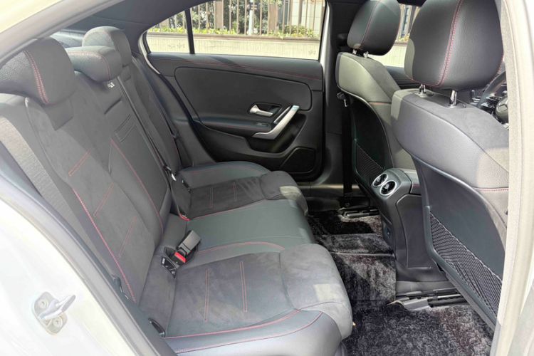 Used Mercedes-Benz A-Class 2025 A 200 L Fashion Model Interior 12