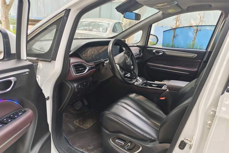 Used GAC Trumpchi M6 2023 PRO 270T DCT Luxury Edition