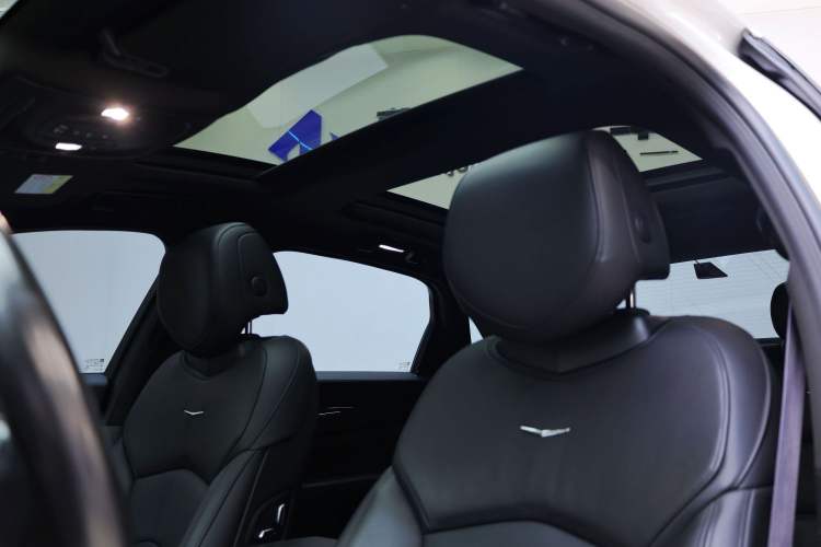 Used Cadillac CT6 2017 40T Luxury Model Headliner