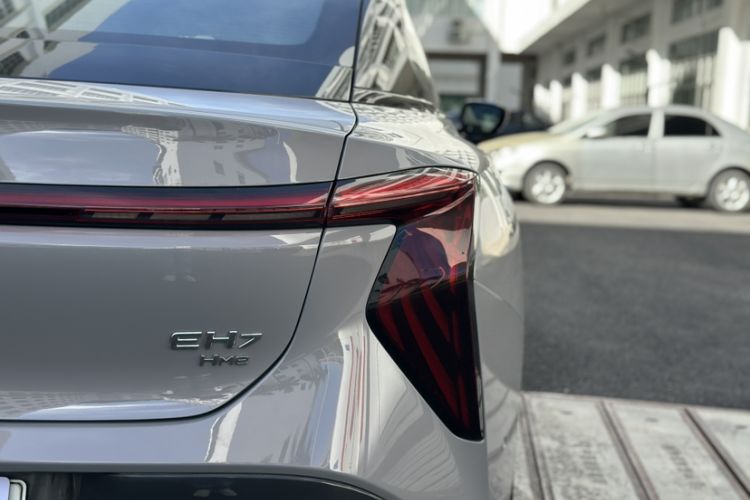 Used Hongqi EH7 2024 600 Pro
