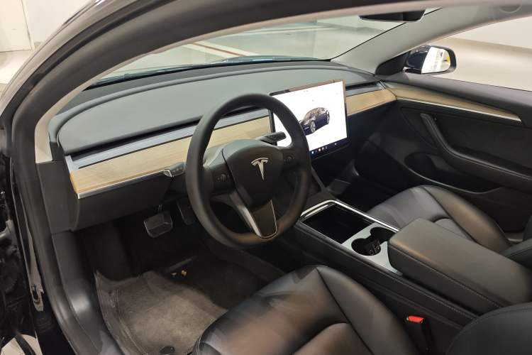 Used Tesla Model 3 2022 Rear-Wheel-Drive Version
