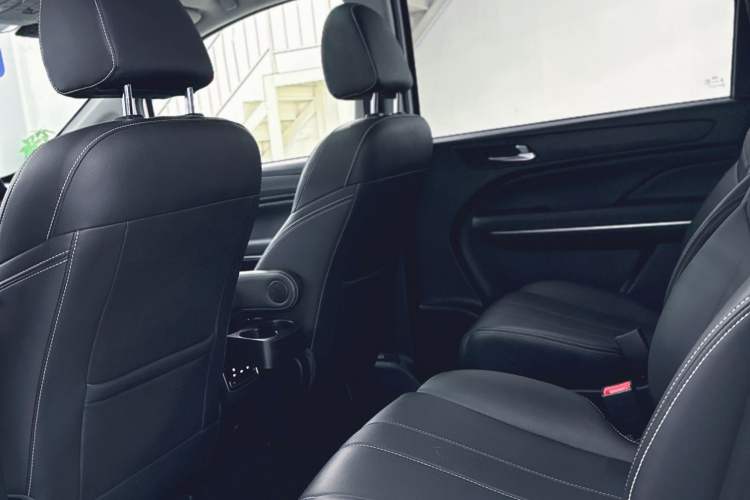 Used GAC Trumpchi M6 2021 270T DCT Luxury Edition (7 Seats) Interior 7