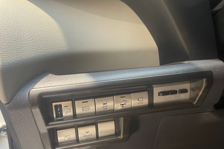 Used Toyota Sienna 2023 2.5L Hybrid Comfort Edition
