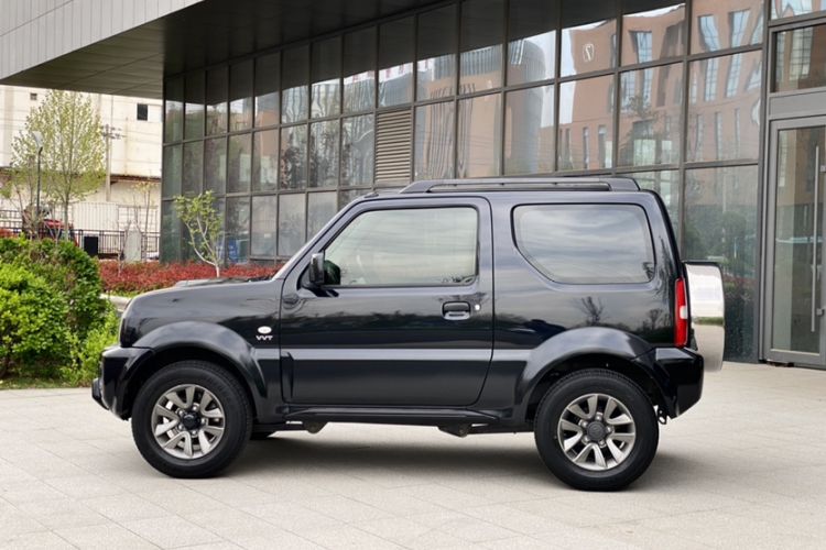 Used Suzuki Jimny 2015 1.3 AT JLX Exterior 5