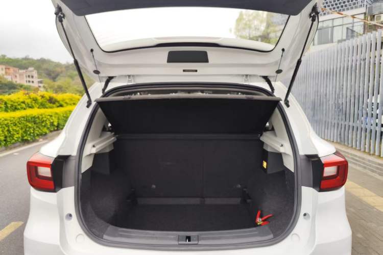 Used MG ZS 2017 1.5L Manual Luxury Edition
