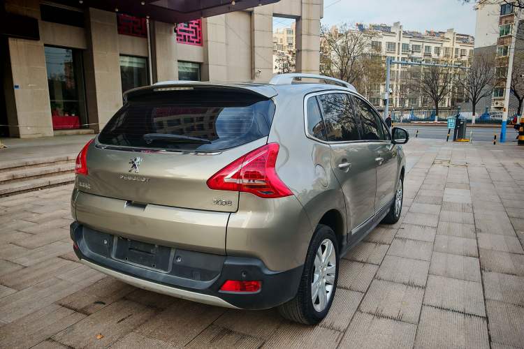 Used Peugeot 3008 2015 2.0L Manual Classic Edition
