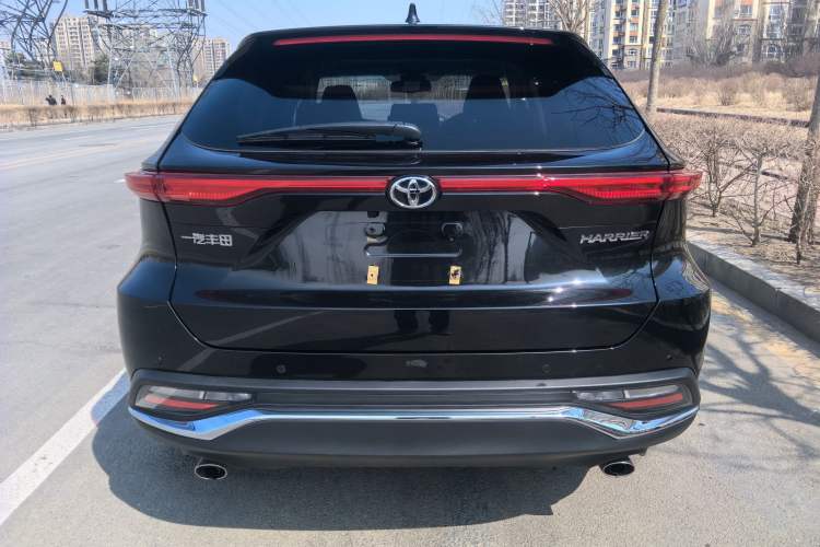 Used Toyota Harrier 2023 2.0L CVT Two-Wheel Drive Deluxe Edition Exterior 5