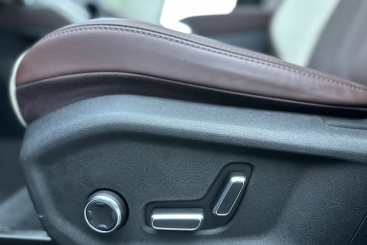 Used Geely Auto Monjaro L 2021 2.0TD DCT EVO Two-Wheel Drive Smart Luxury Version
