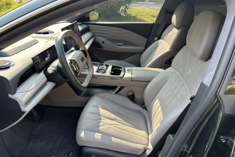 Used Geely Galaxy 8 2025 130km EM-P Starship Edition Left Front Seat