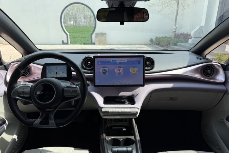 Used BYD Dolphin 2023 420 km Fashion Edition