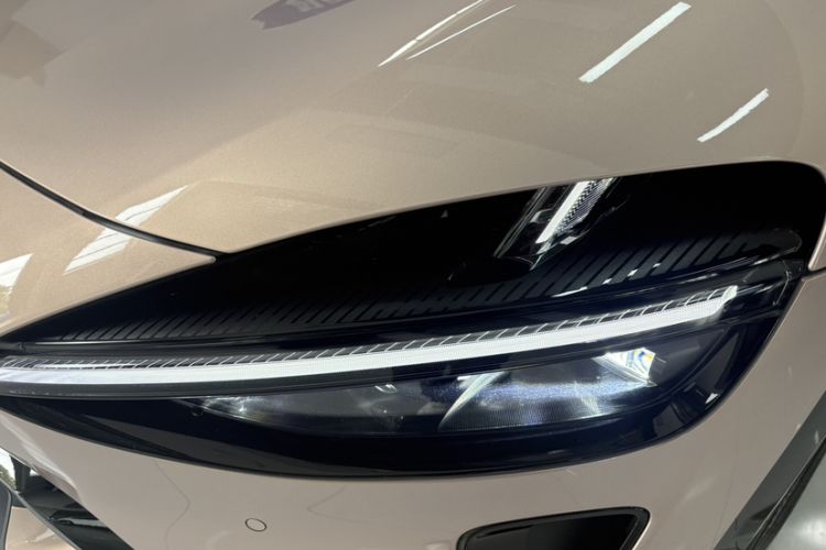 Used Xiaomi Auto YU7 2025 Ultra-Long Range All-Wheel Drive Pro Version