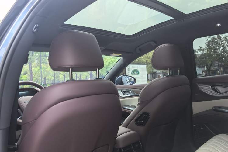 Used BYD Seal 2023 DM-i 1.5T 200km Flagship Model
