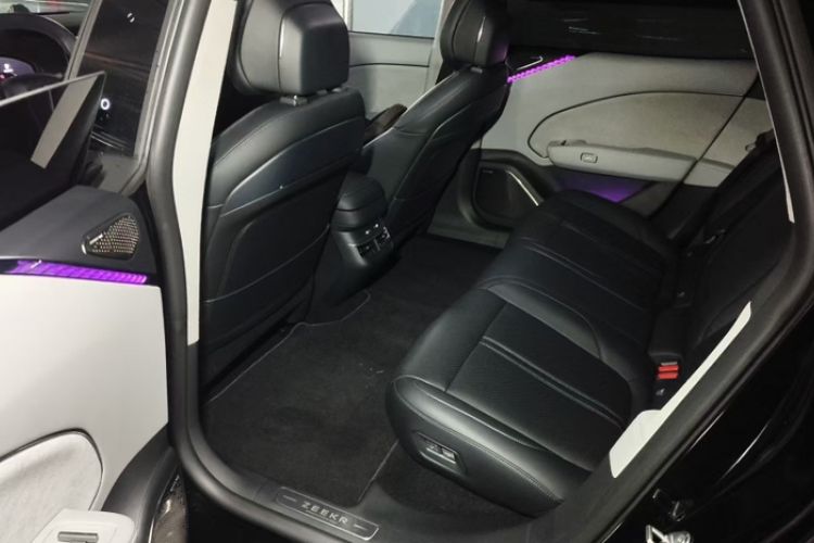 Used Zeekr 007 2024 Rear-Drive Intelligent Driving Version 75 kWh
