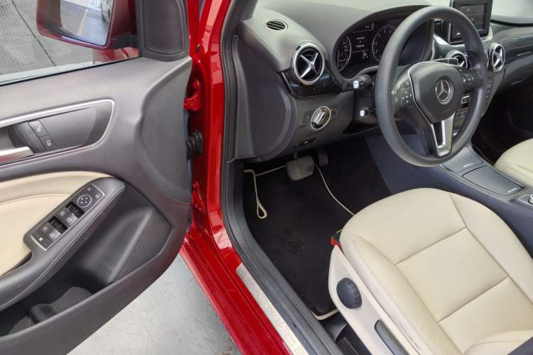 Used Mercedes-Benz B-Class 2012 B 180
