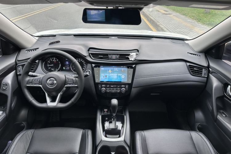 Used Nissan X-Trail 2020 2.0L XL ITS CVT 2WD SmartConnect Comfort Edition Interior 2