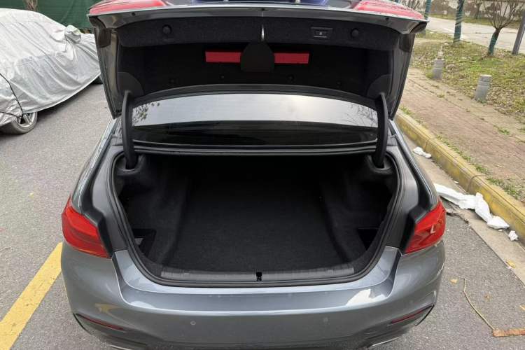 Used BMW 5 Series 2019 Restyled 525i M Sport Package