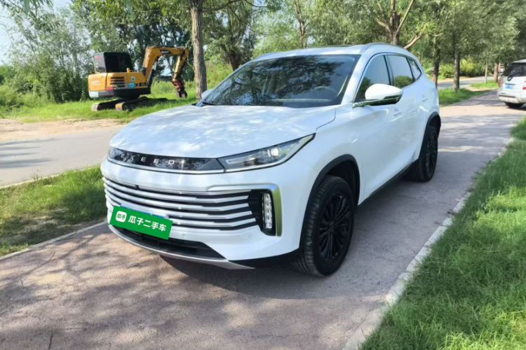 Used EXEED Lingyun 2024 300T Two-Wheel Drive Starlight Edition
