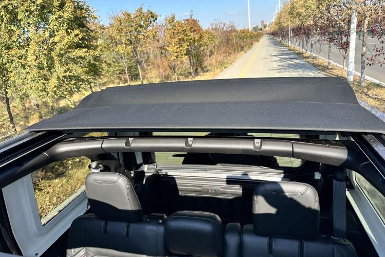 Used Jeep Wrangler 2021 2.0T Automatic Four-Door Electric Convertible Robin Hood European Specification