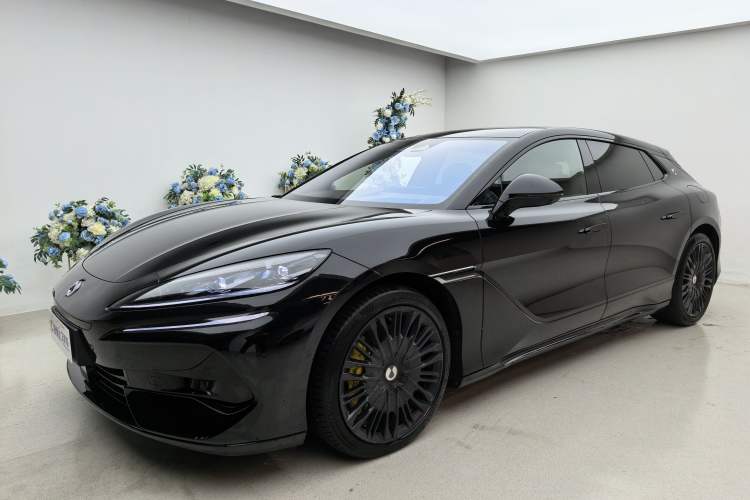 Used Denza Z9GT 2024 1100 Four-Wheel Drive Ultra Version