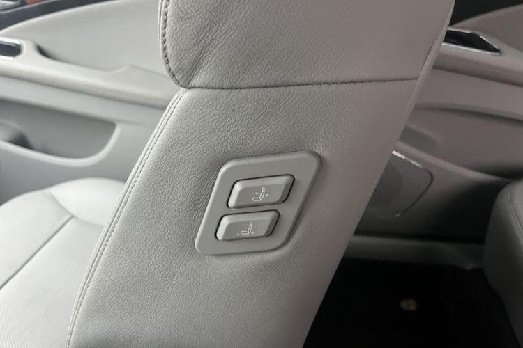 Used Hongqi H7 2013 2.0T Luxury Model