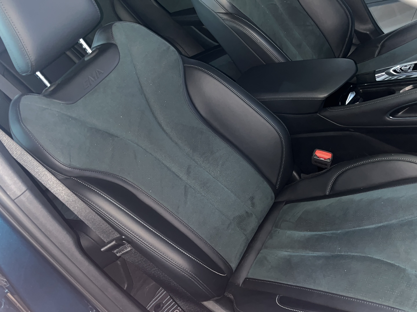 Geely Auto Monjaro L 2021 2.0TD DCT EVO Two-Wheel Drive Smart Luxury Version — снимка 13