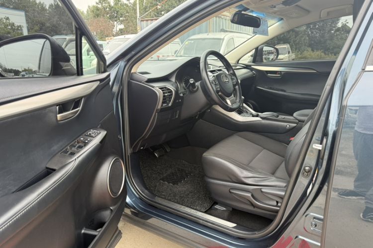 Used Lexus NX 2015 200 Front-Wheel Drive X-Trail SE Edition
