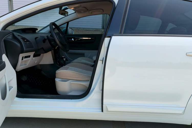 Used Citroen C-Quatre 2013 Sedan 1.6L Automatic Prestige Model