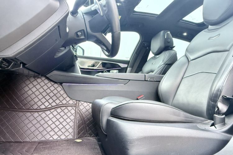 Used Cadillac CT6 2023 28T Luxury Version