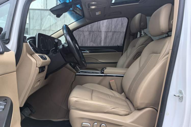 Used Buick GL8 2021 ES Land Cruiser 653T Luxury Edition
